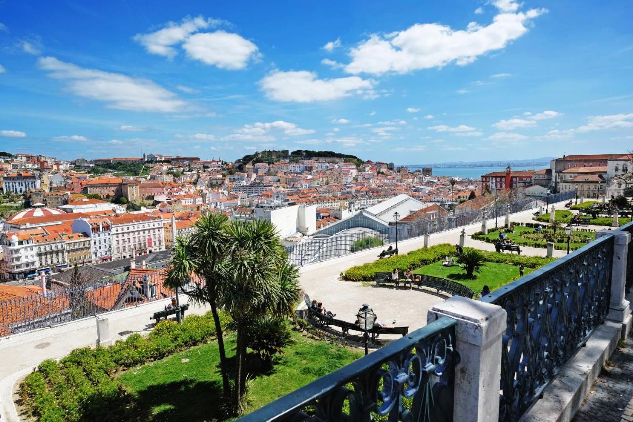 Апартаменты Chiado Mercy II Лиссабон Экстерьер фото